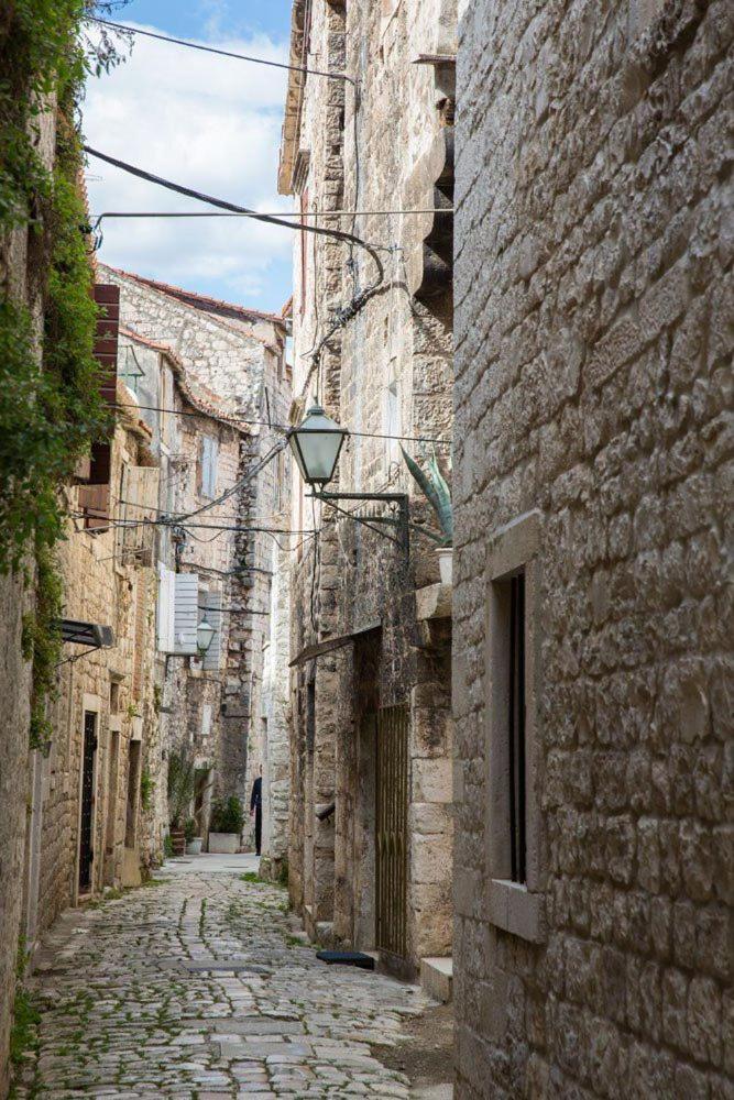 Guesthouse Ana Trogir Old Town מראה חיצוני תמונה