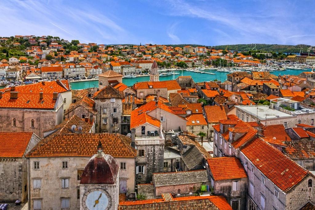 Guesthouse Ana Trogir Old Town מראה חיצוני תמונה