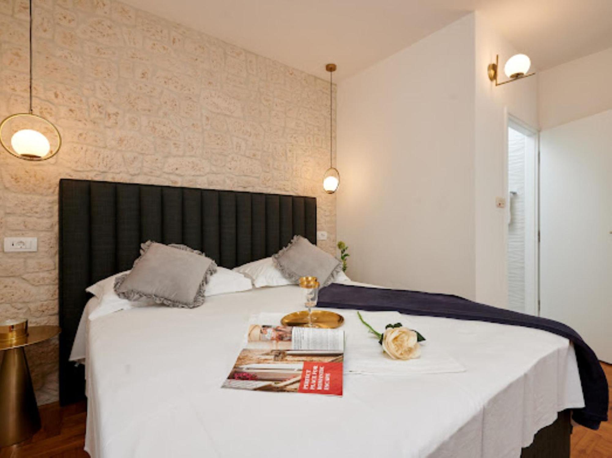 Guesthouse Ana Trogir Old Town חדר תמונה