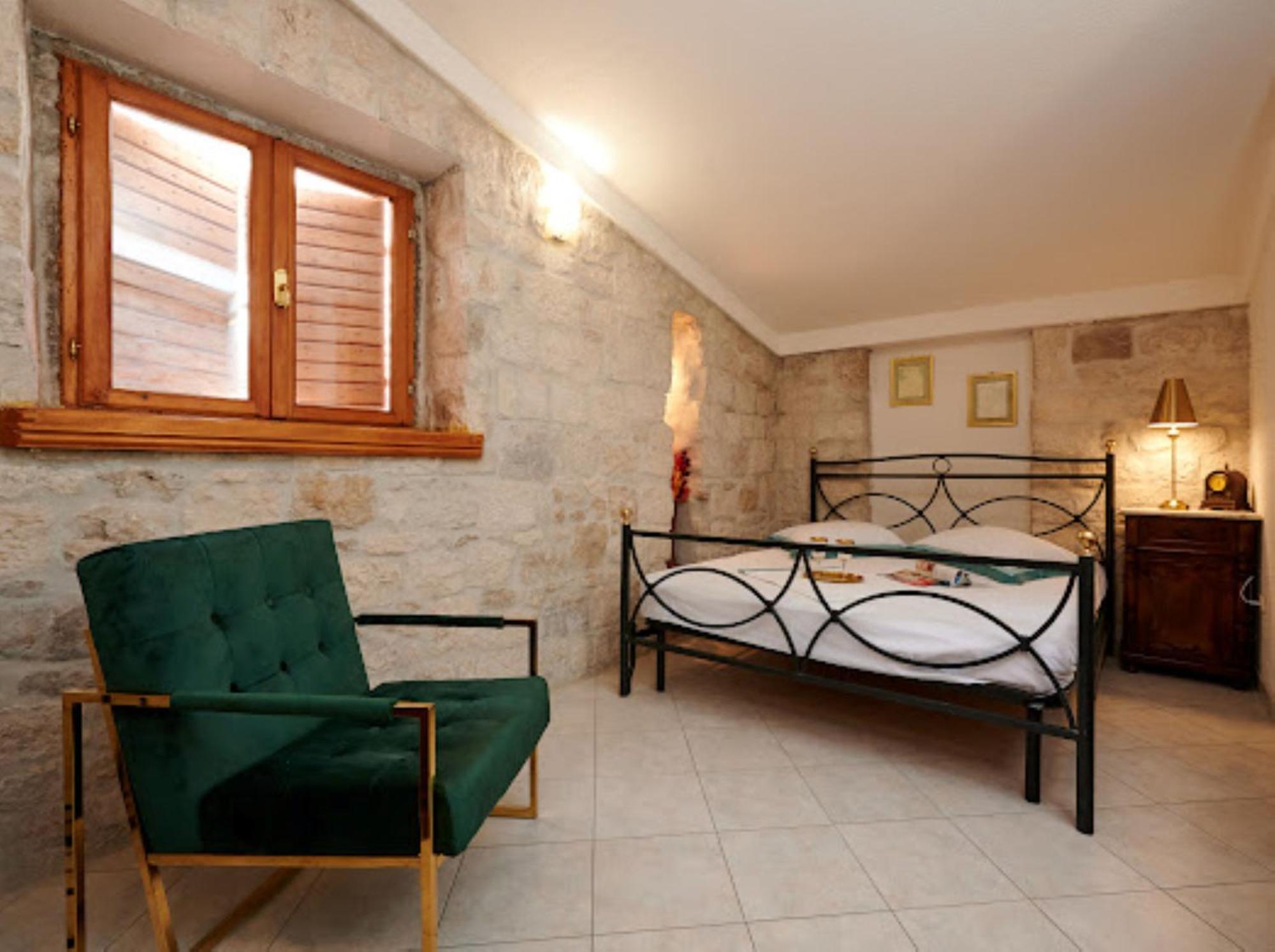Guesthouse Ana Trogir Old Town חדר תמונה
